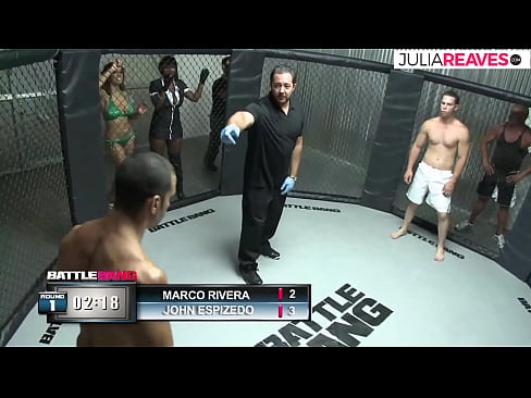 ❤️ Ultimate Fighter трахає номерну дівчину відразу після бою на рингу ️ Порно у нас ❌❤